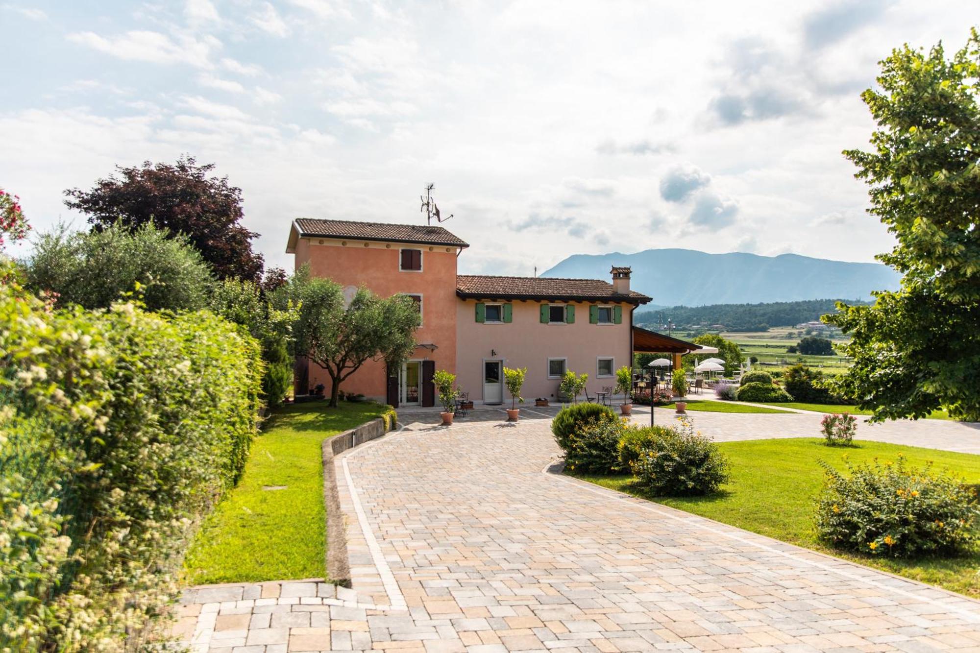 B&B Ca' Marognole Caprino Veronese Esterno foto